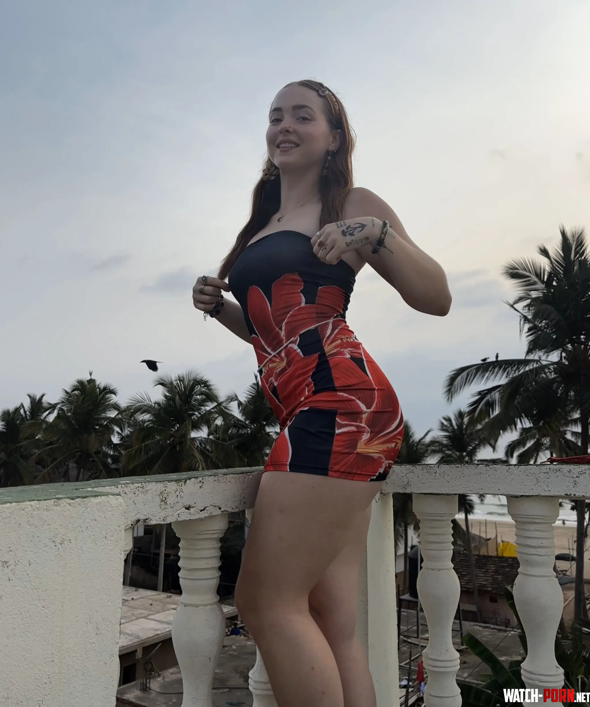 do i look hot in my mini tight dress? by TeaseDolliexx
