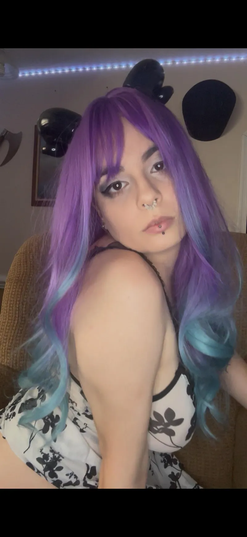 Thumbnail Tie Up the Naughty Succubus by L1ttlem1ssRosee | GirlswithNeonHair
