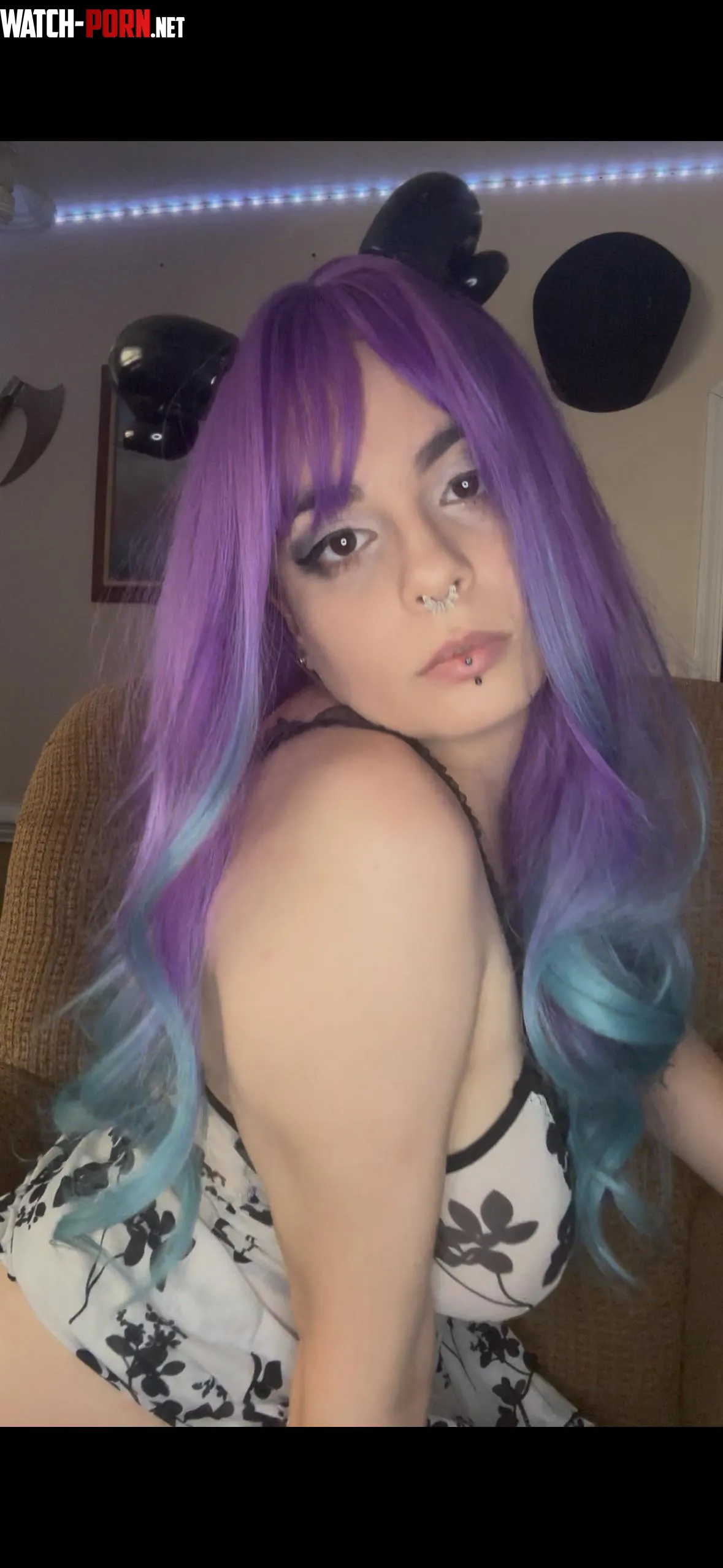 Would you wanna tie up this naughty succubus? // rosee_georgia by L1ttlem1ssRosee