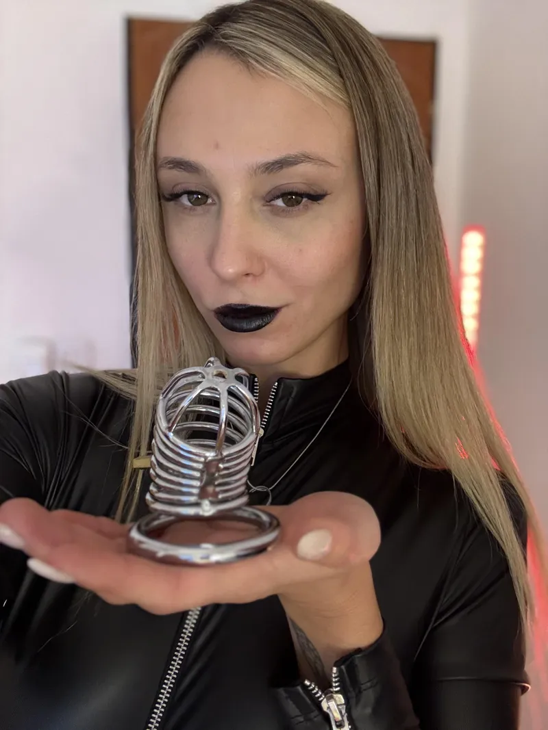 Thumbnail Tall Blonde with 24/7 Lock-Up Fantasy: Would You Date? | ninamisgod