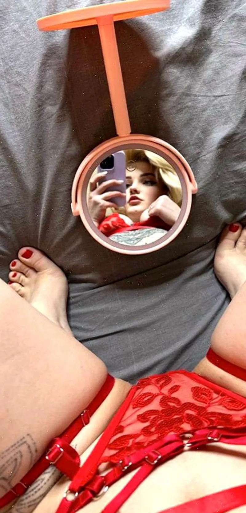 Thumbnail Mirror Revelation: LeylaSunnhy's Lingerie Reflection