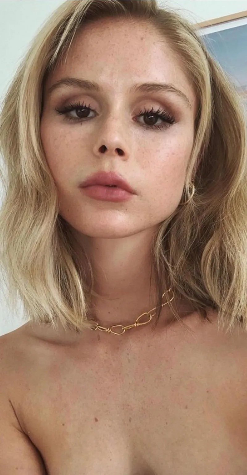 Thumbnail Erin Moriarty's Allure - Author: LivingTurbulent5483 - CelebsGW Category