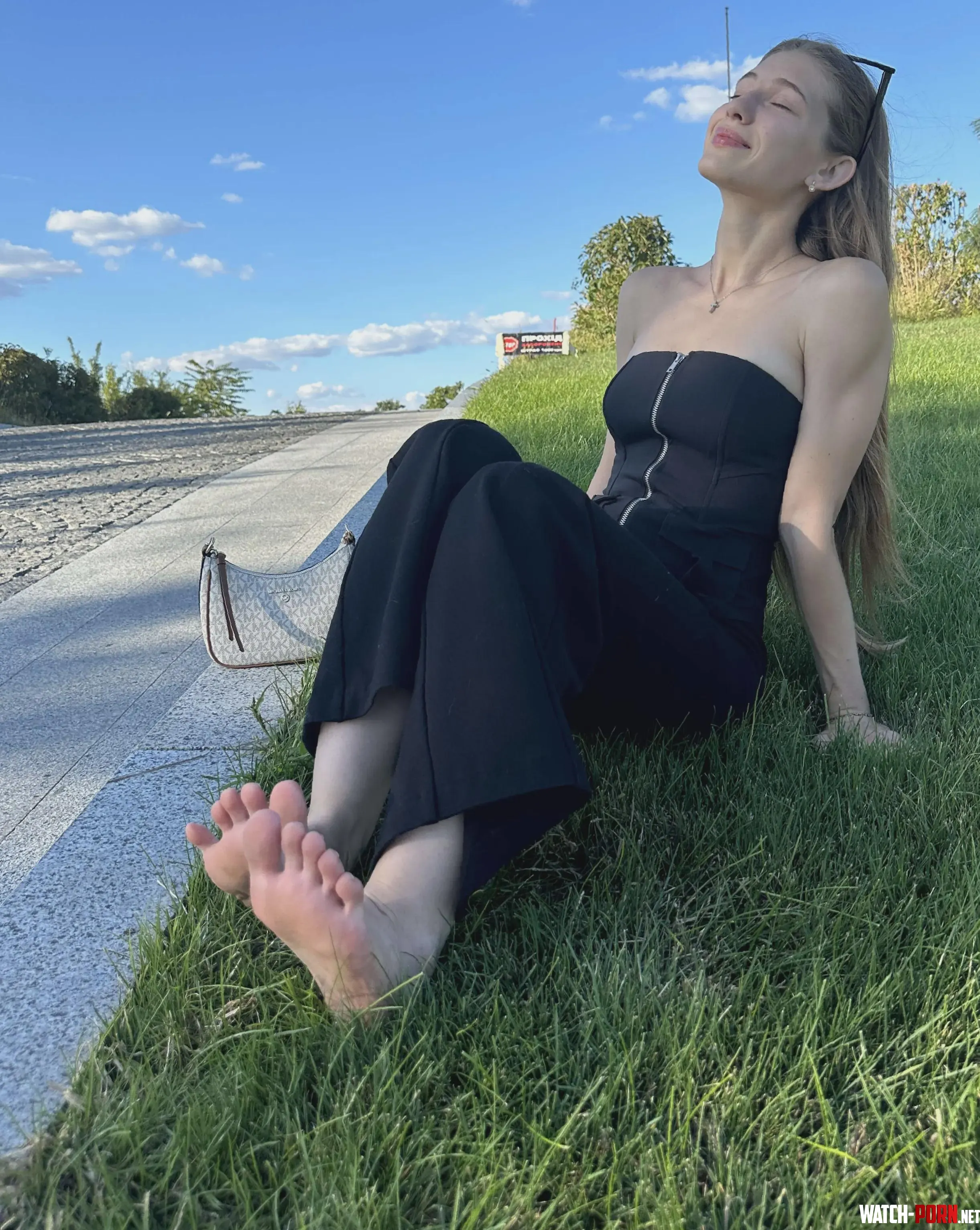 Would you like to see other men pamper my feet while you can only watch by LushLyn9