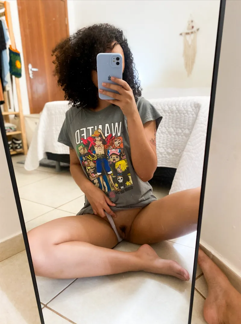 Thumbnail Curly Princess Awaits Your Attention - lizzamane | EbonyCuties