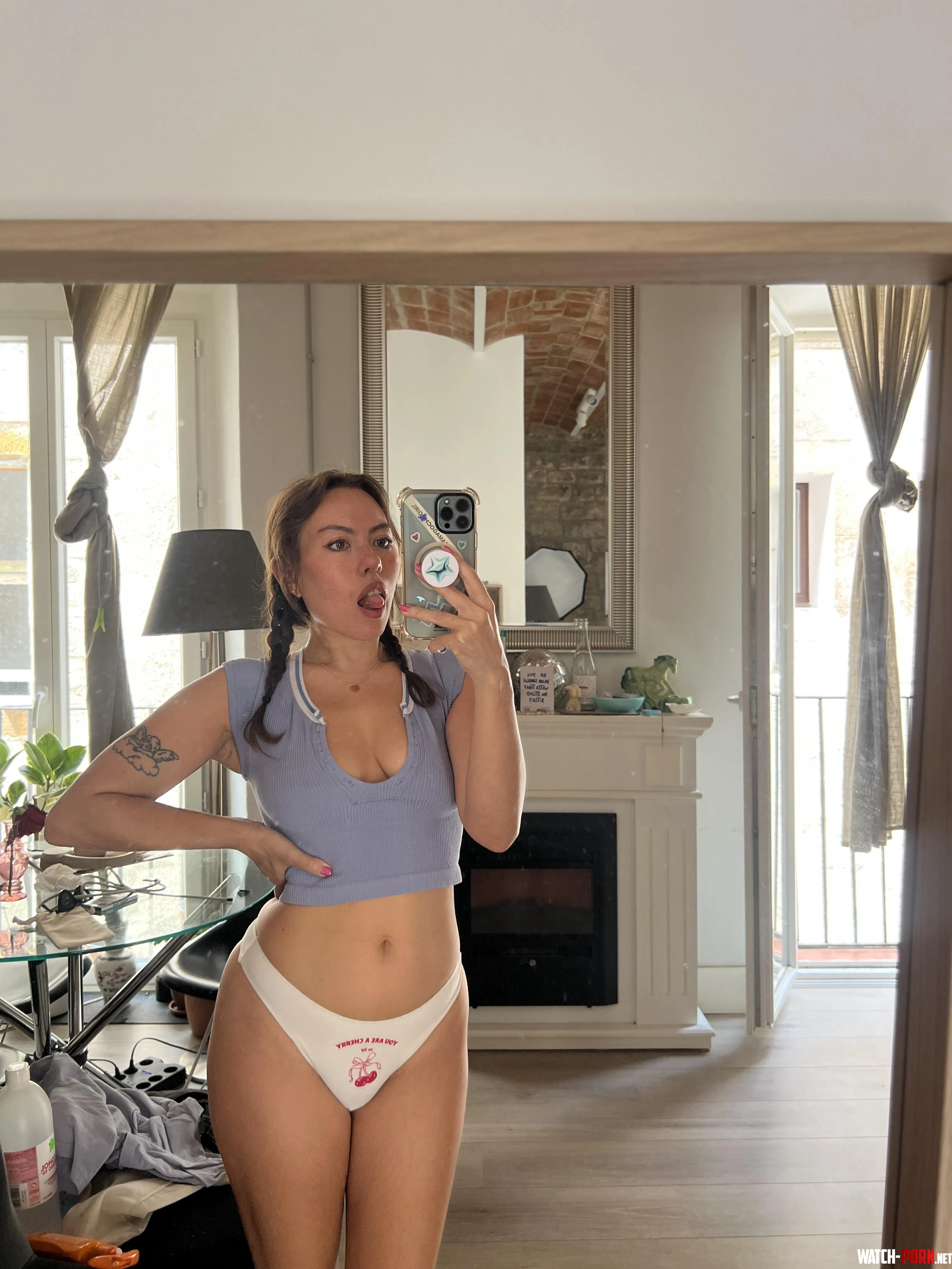 I love showing off my belly during summer by sloane_carter