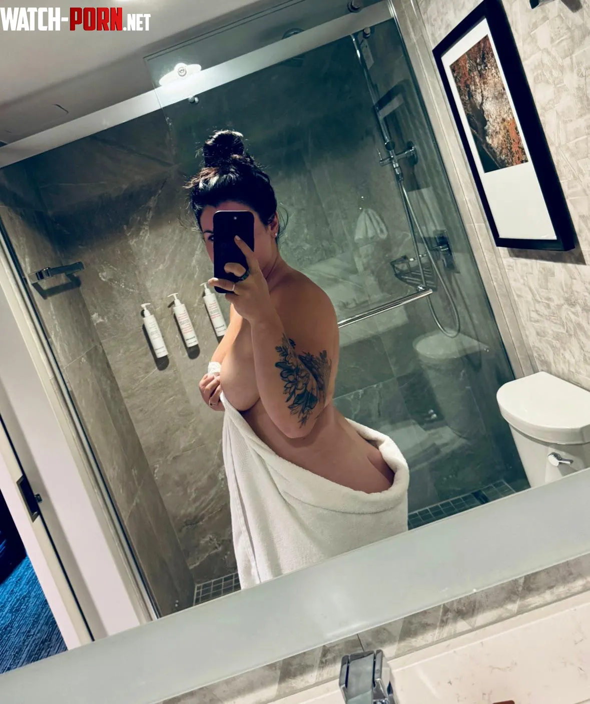 Come join me in the shower by ExploringHorizonz