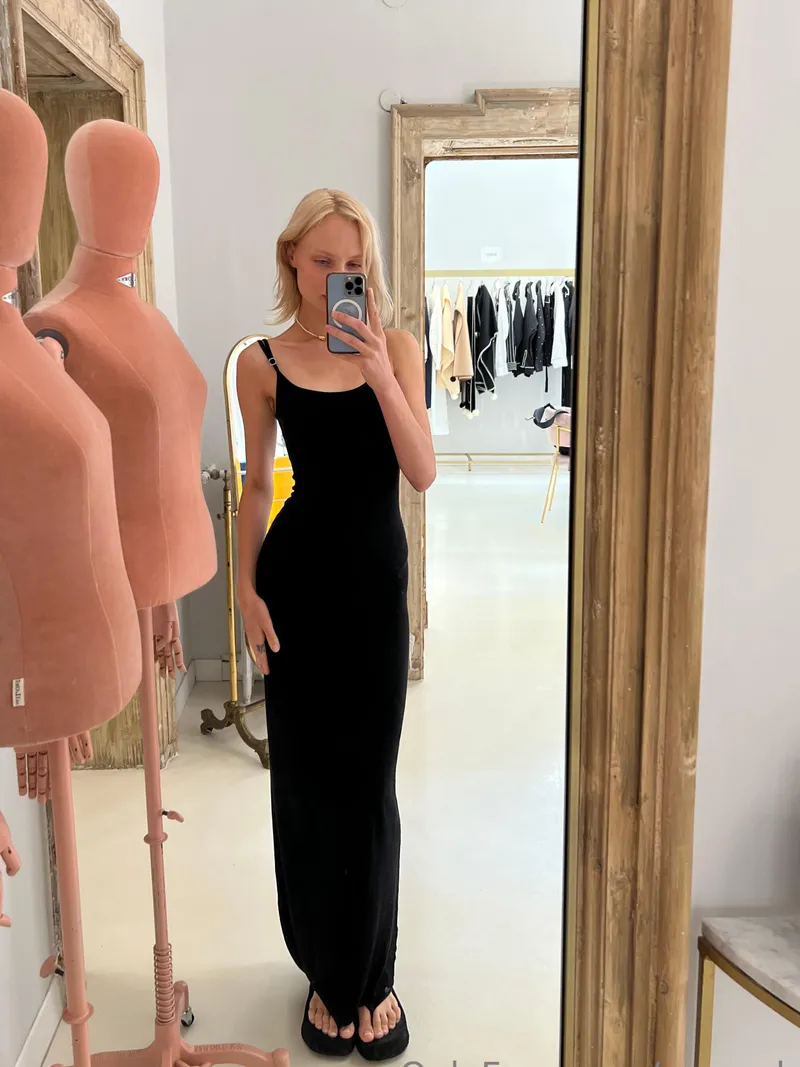 Thumbnail Nicola-Knox Explores the Fit: 'I think it fits me well' in the tightdresses Category