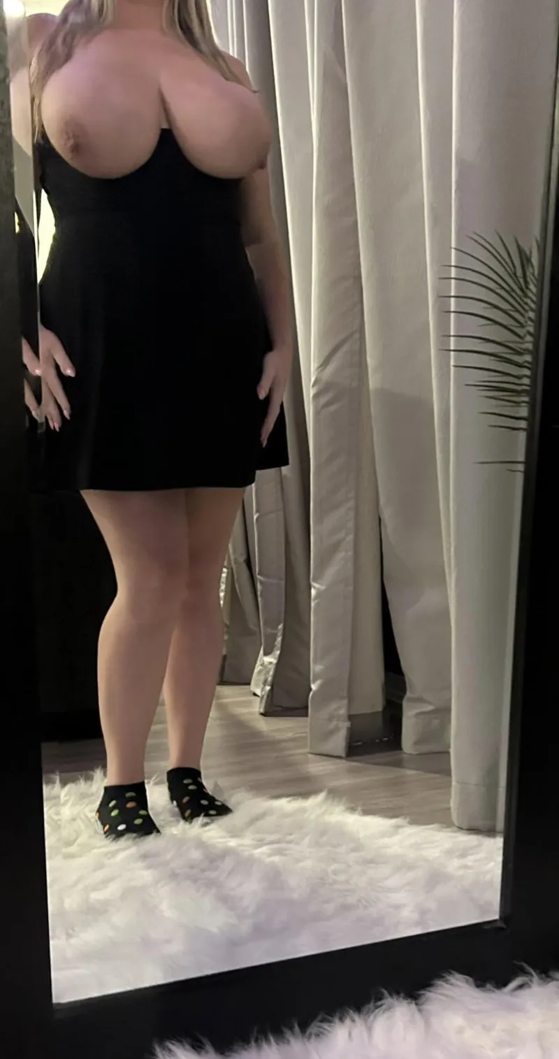 Thumbnail Celebrating Curves Everywhere | Bustyhousewifey | BigBoobsGW