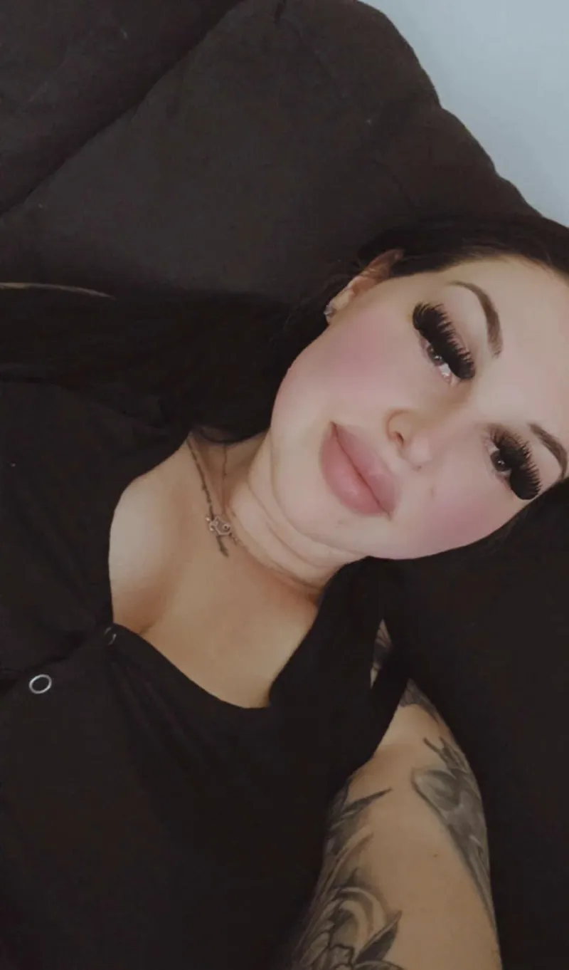 Thumbnail urmansfave Shares Sinful Secrets on InstagramHotties