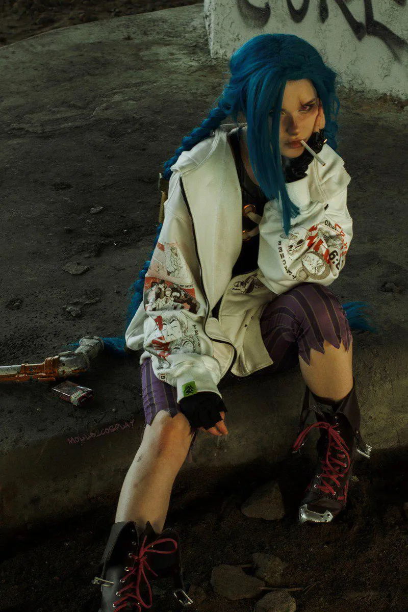 Thumbnail Embark on Cosplay Journey with Jinx by mollb_cosplay