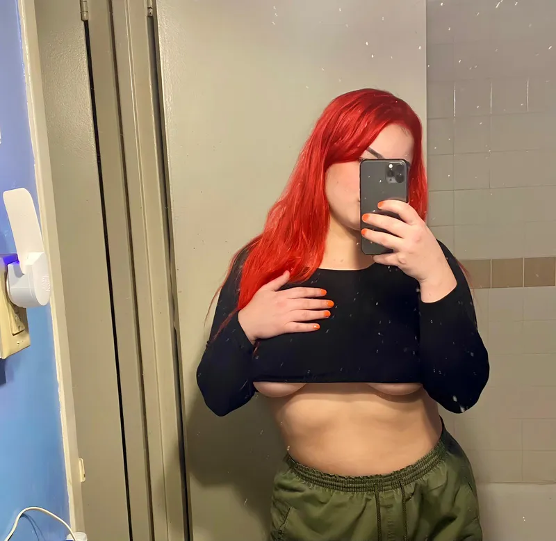 Thumbnail Red for the Win ❤️❤️ by amanda_lacrouxxoxo | GirlswithNeonHair