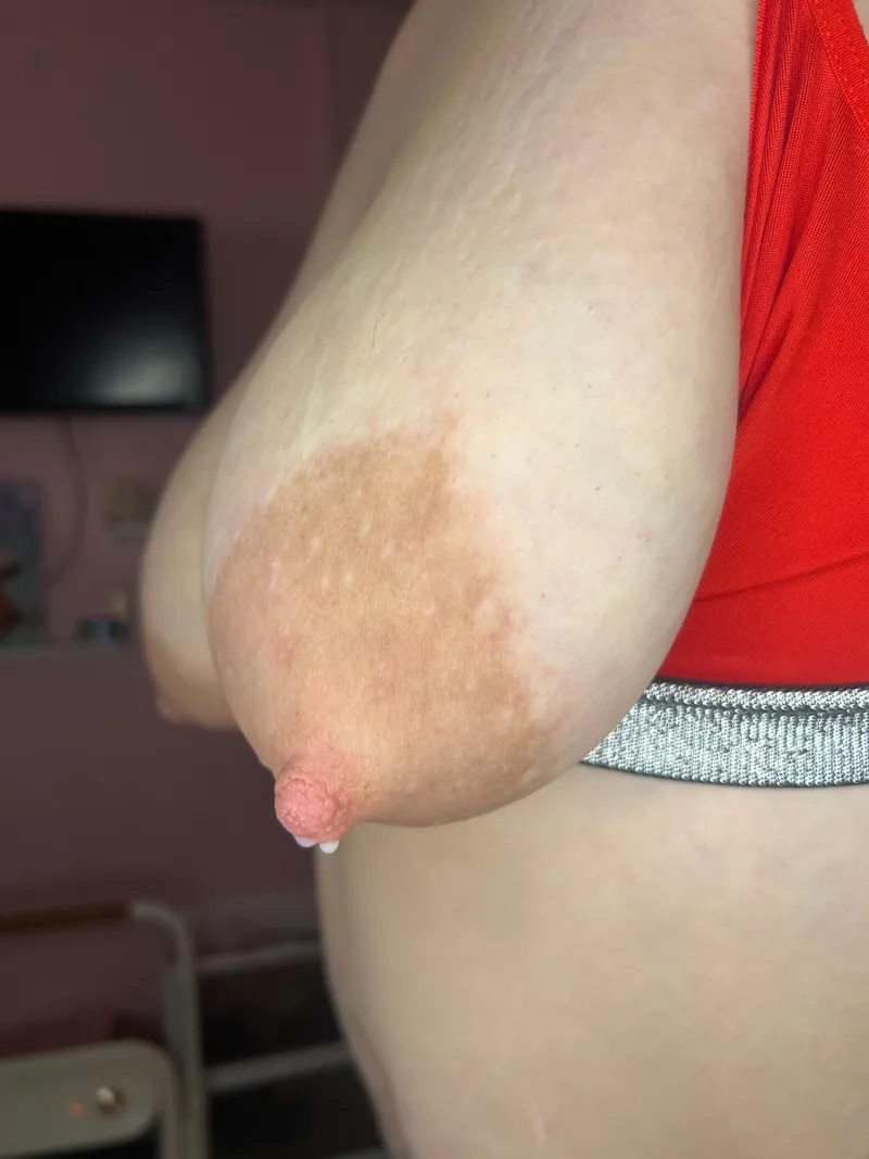Thumbnail Unlocking the Benefits of Suckling: A Guide for New Moms by midnightmamaaa