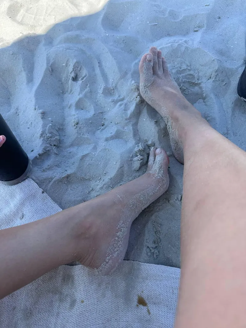 Thumbnail Foot Fetish Delight: Mariajesusok's Offer to Clean Her Feet