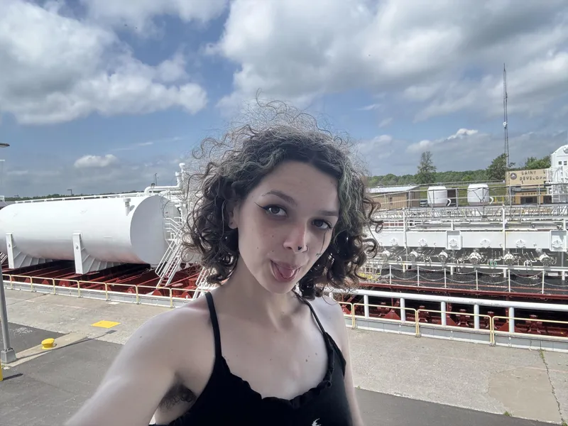 Thumbnail Provocative Inquiry: Public Pit Licking Dilemma | Author Junebabe666