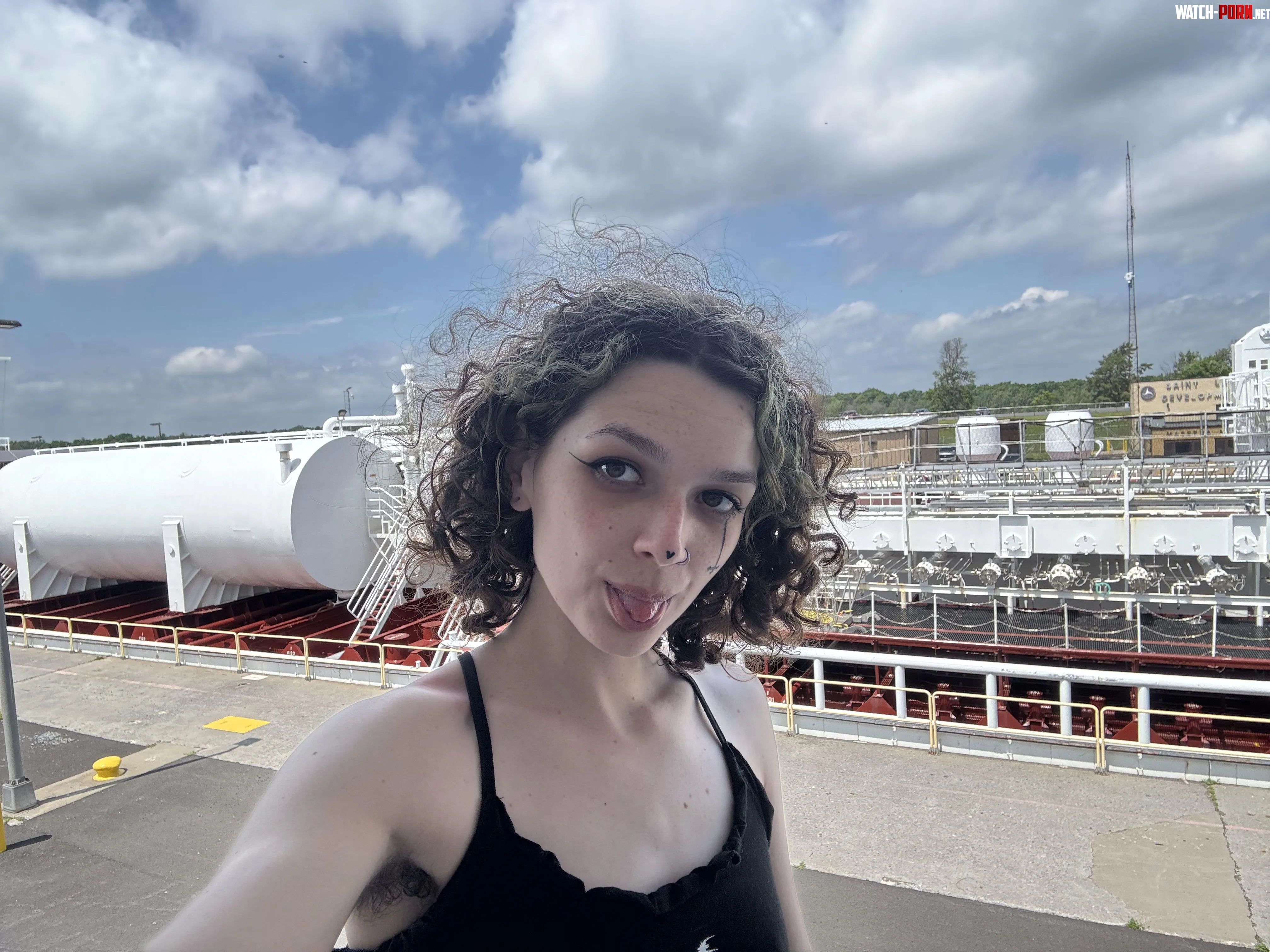 Would you lick my pits in public by Junebabe666