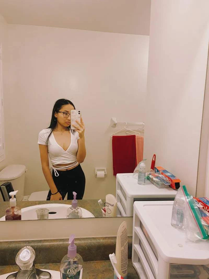 Thumbnail Sunday Selfie Snaps: A Peek into Asian Fetish