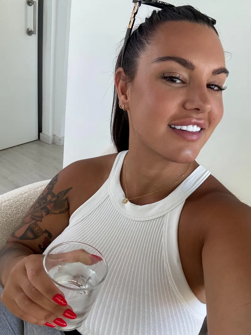 Thumbnail Tantalizing Cutie in Tights | coco-laurelle