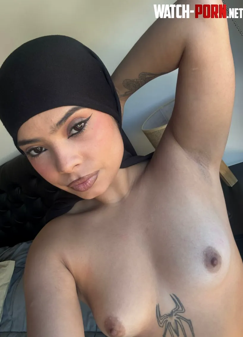 How deep would you fuck me if I let you lick my pits first? by JessyGlow