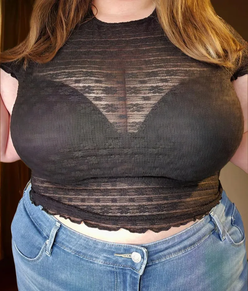 Thumbnail Indulge in a Chubbi_bunniii Experience: Sexy Nerds Are Your Type 🖤