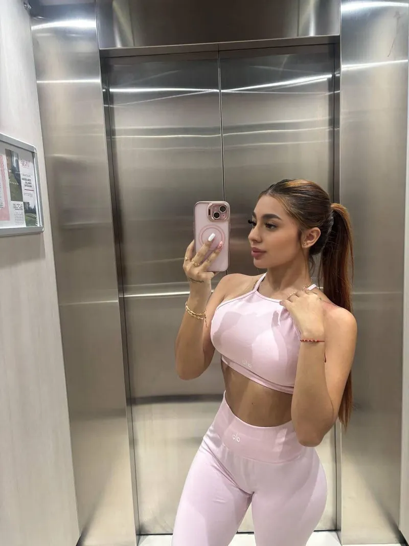Thumbnail Leg Day Essentials: Pink Sets and Main Character Vibes by CaramelMilkies