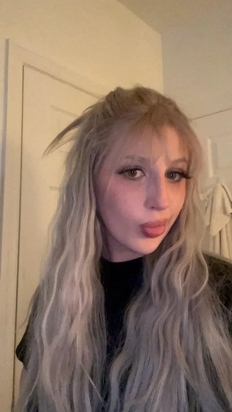 Thumbnail Redefined Cuteness by velvetfairydust in Blonde