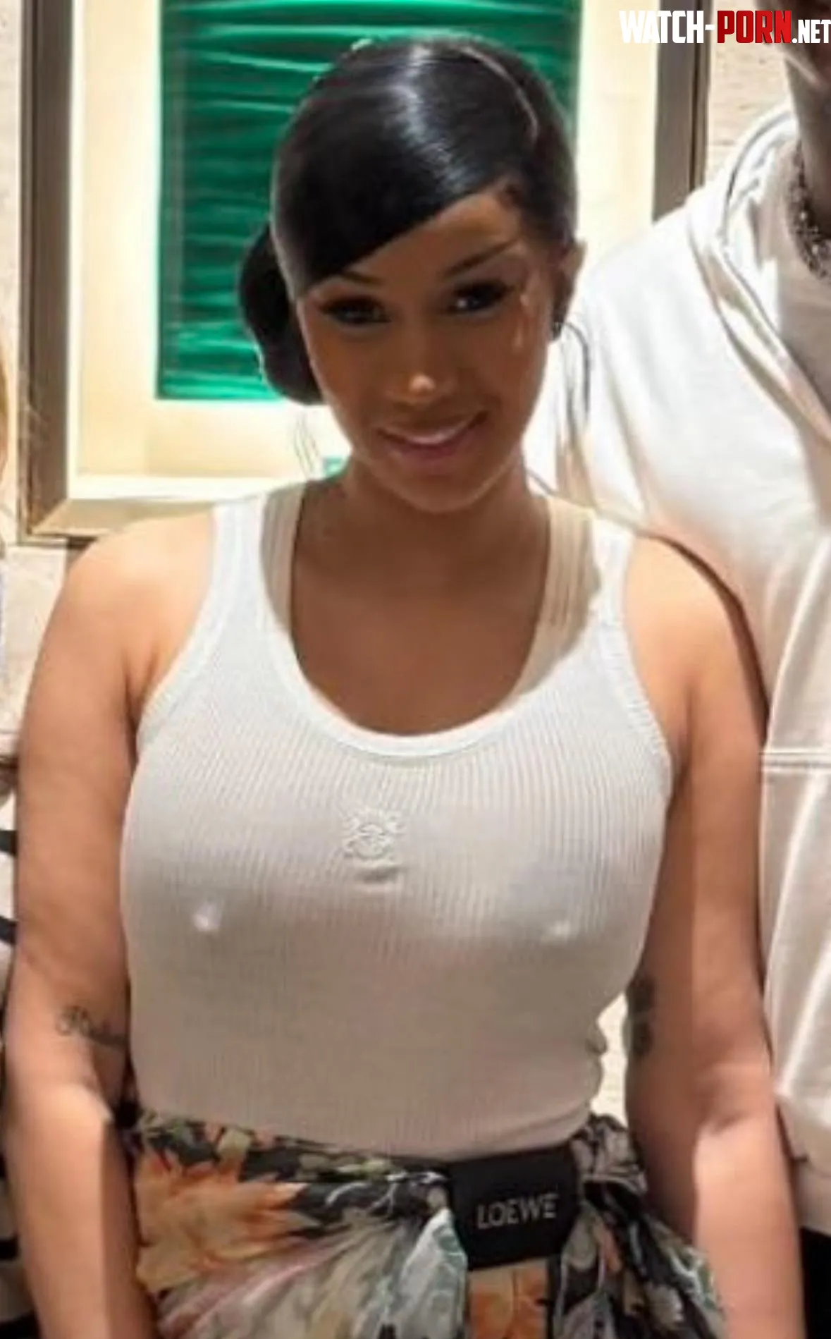 Cardi still can’t hide em 😂 by mynameisabdu