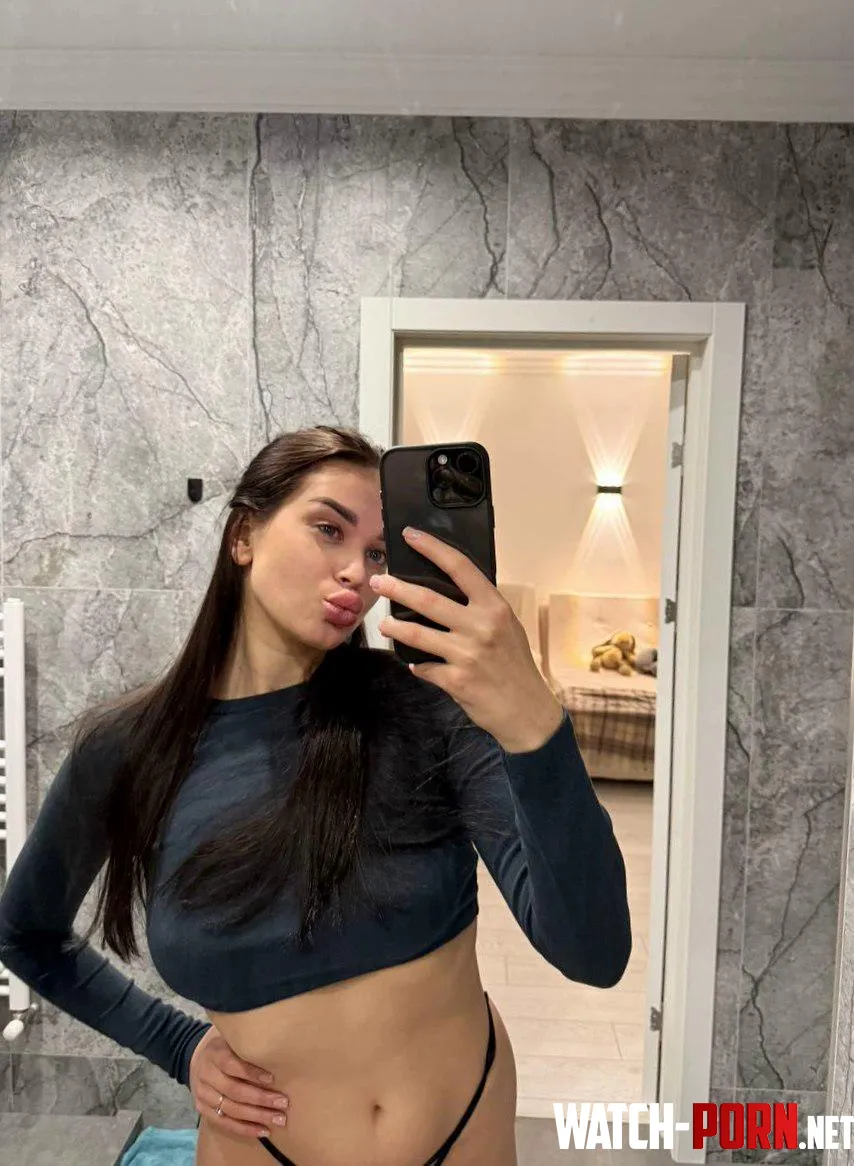 My favorite top by NikitaG00