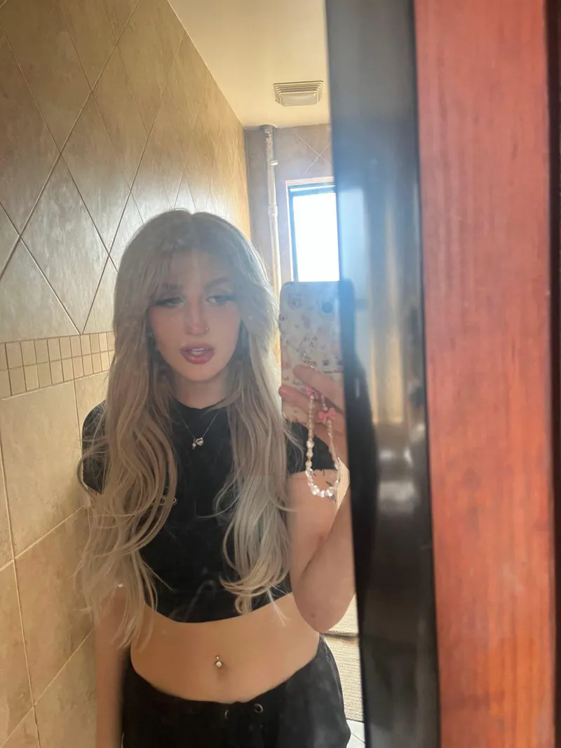 Thumbnail Chaos Energy Alert: Effortlessly Chic Crop Top Outfits by velvetfairydust