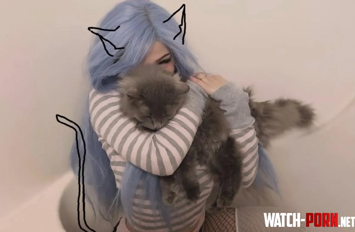 bet I’d look even hotter with your hands in my hair. by millzpaws