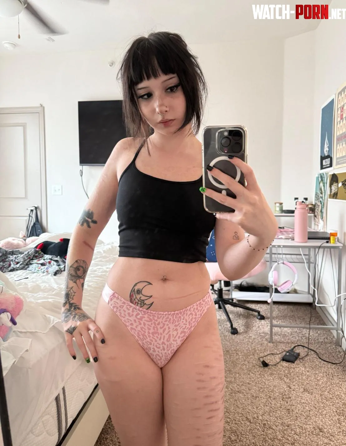 Black fits>> by DefeatTheL0w