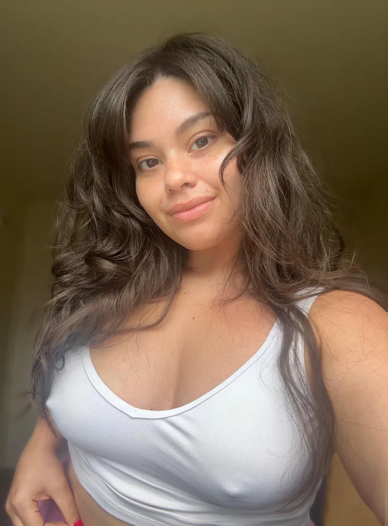 Thumbnail Braless Lazy Sunday Vibes by mollyzedolly
