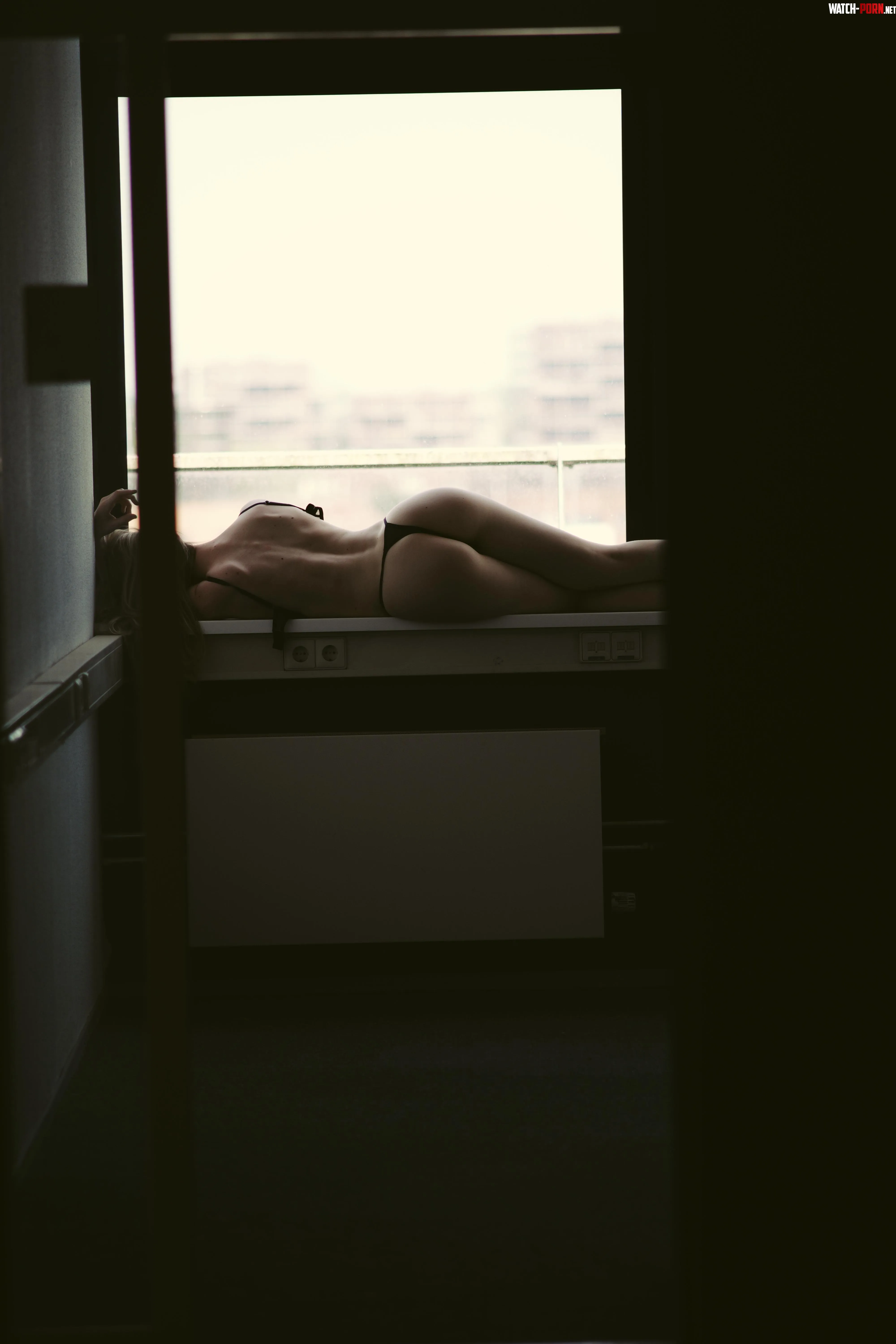 Ache - picture by Annaestheesia by moonstone_eyes
