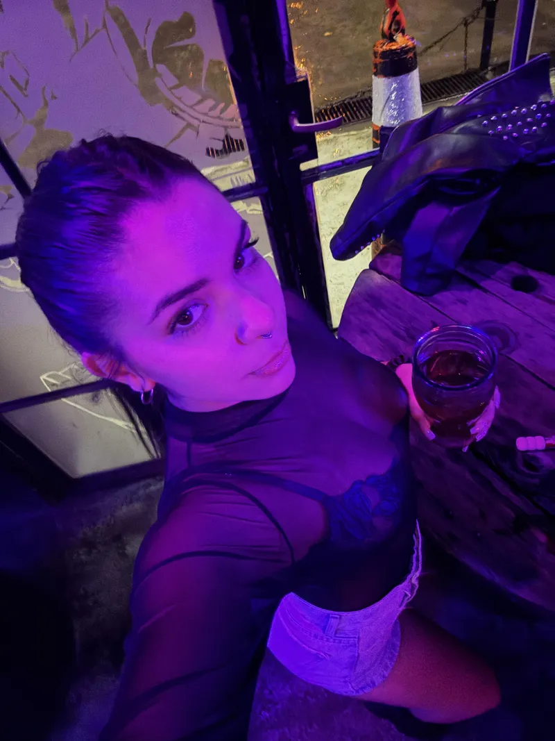 Thumbnail SunflowerSynth97 Flaunts Curves in a Strikingly Tight Dress