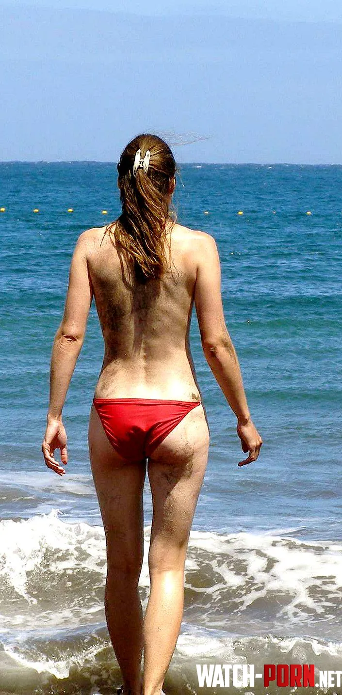 Rear view by isa_bea
