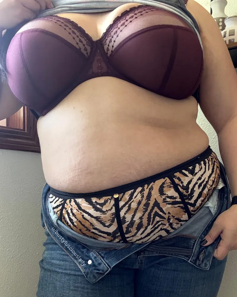 Thumbnail When Mismatched Pieces Look Perfect Together 👚 | bustylusciouslady
