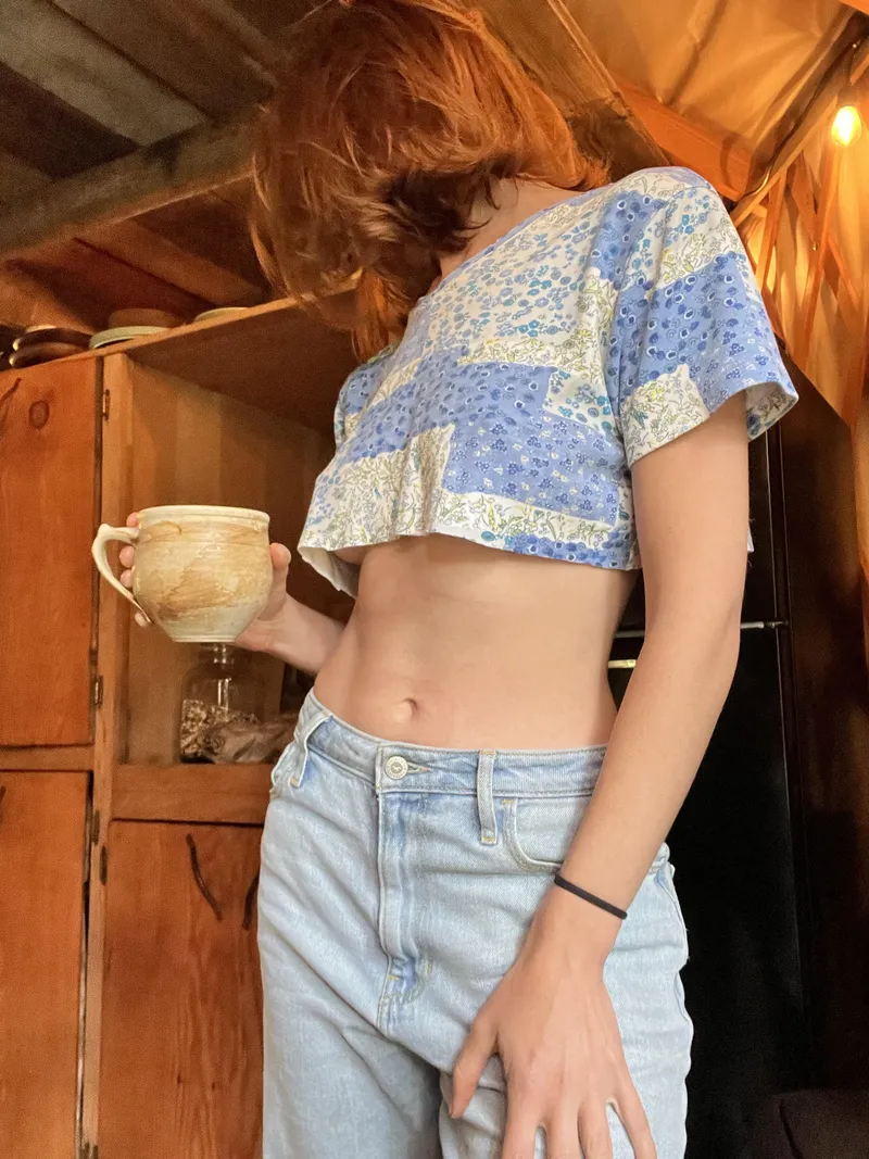 Thumbnail Morning Boost with Crop Top Elegance: Purple-Amelia