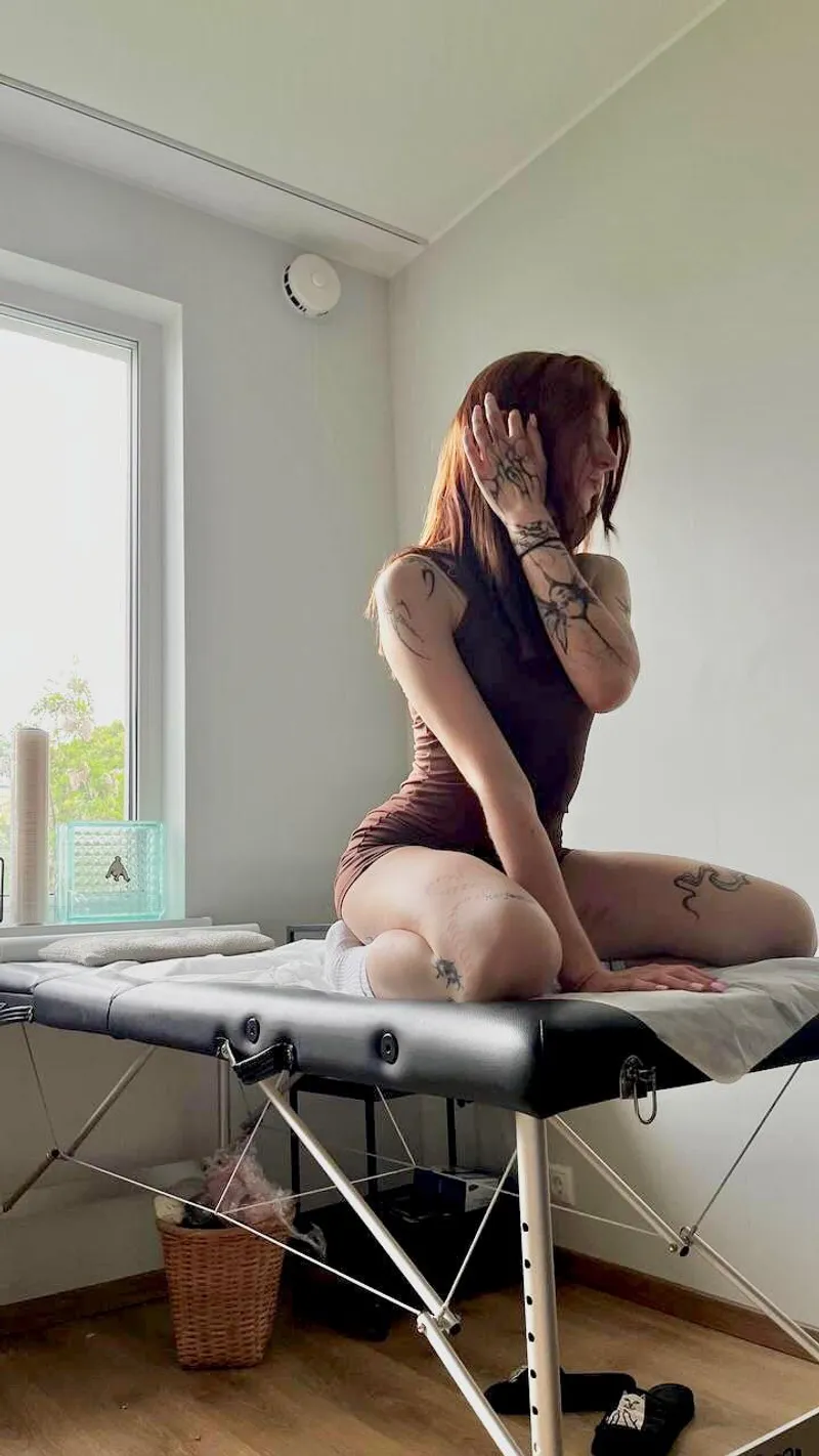 Thumbnail Dusk Ribbon's Thighs Demand Attention - A Brunette's Charm