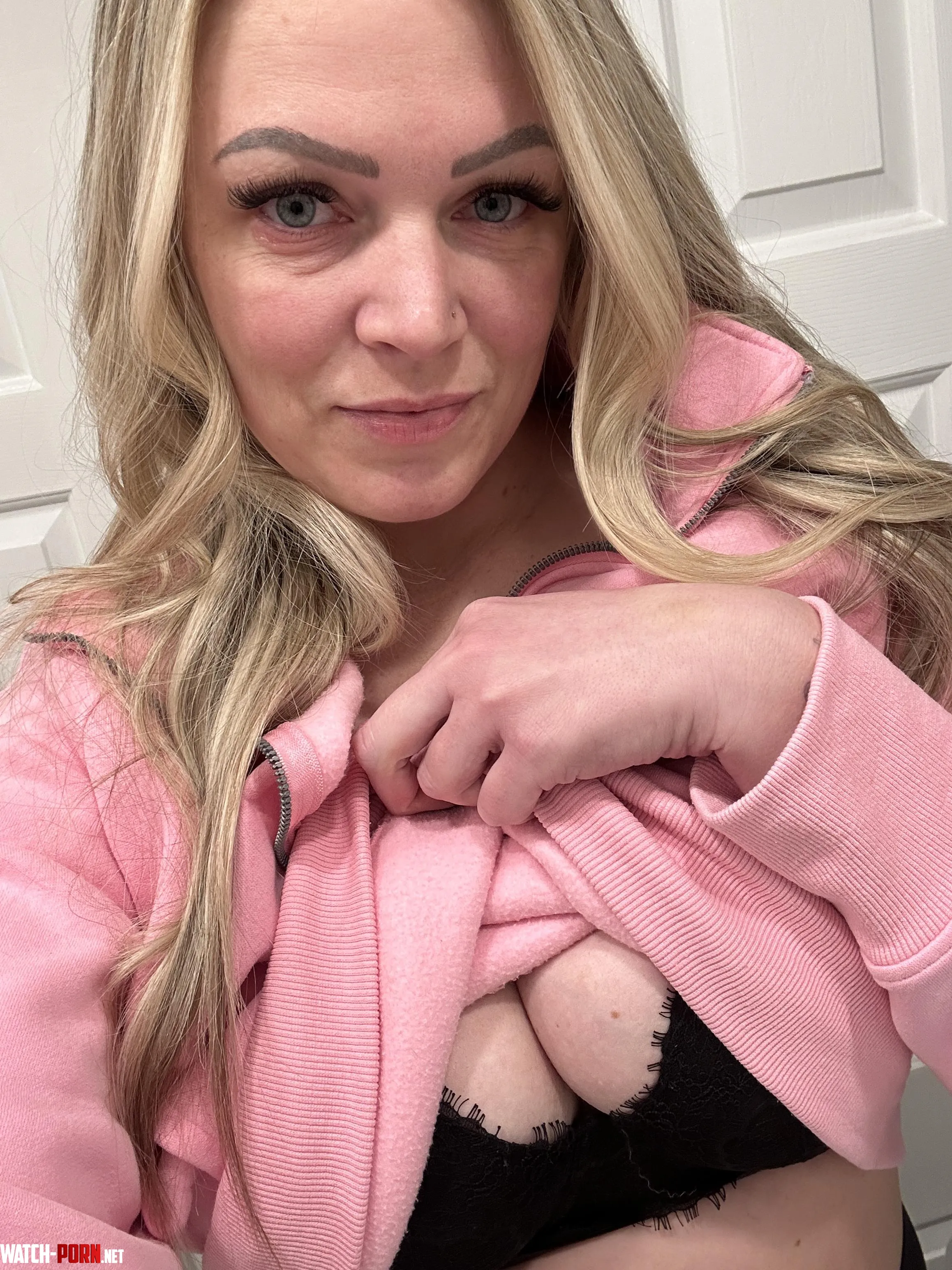 If no one's sent you nudes today, would you want mine? by haleyonlyxo