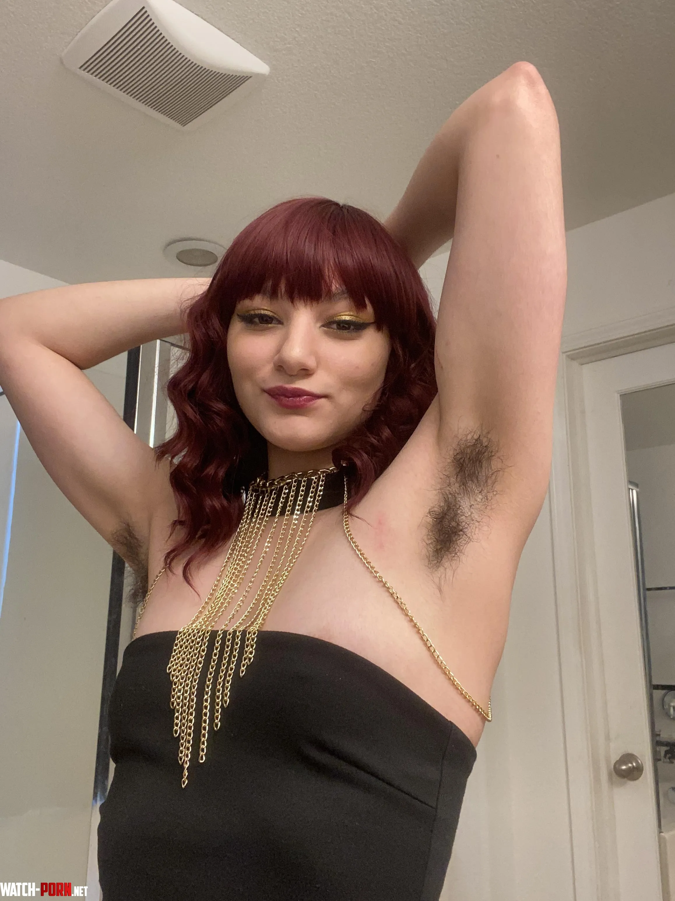 Damn that pit hair thick by XiomaraJauguar