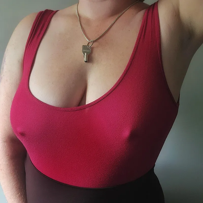 Thumbnail anabelle_harlot: A Teasing Invitation - Looking but Not Touching