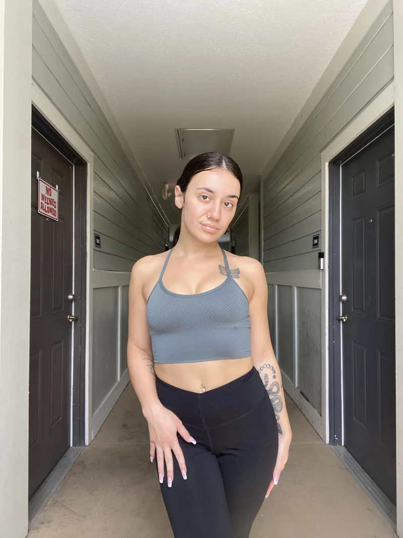 Thumbnail radbitchliv's Love for Gym Crop Tops