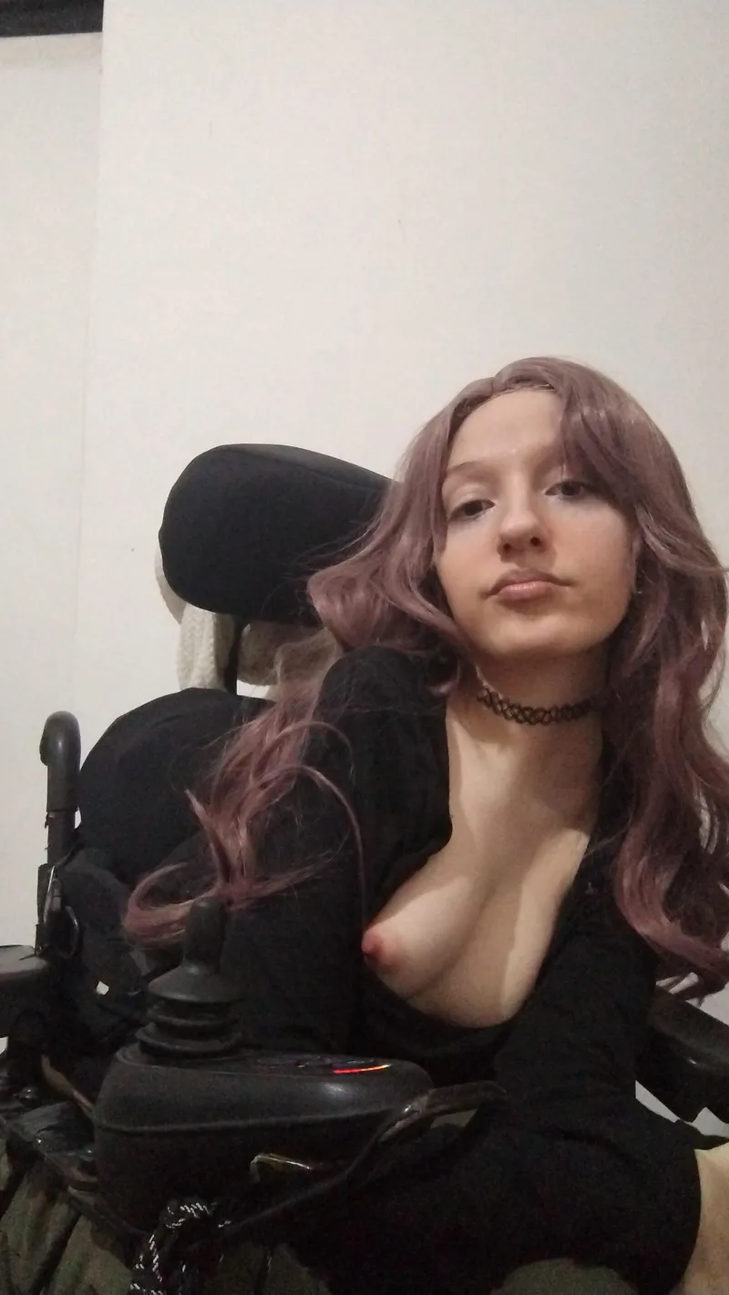 Thumbnail Sunnykitsunexo Raises a Query: Would Older Men Enjoy a Disabled Slut?