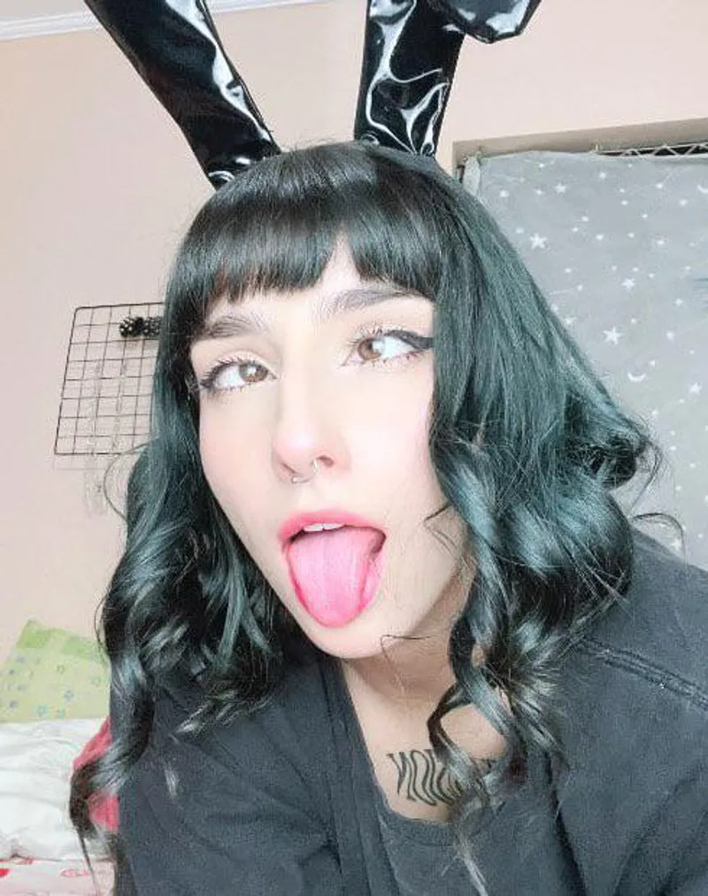 Thumbnail Messy Fun Unveiled: Never Knew I Could Get This Messy Haha by smileyimlookin | RealAhegao