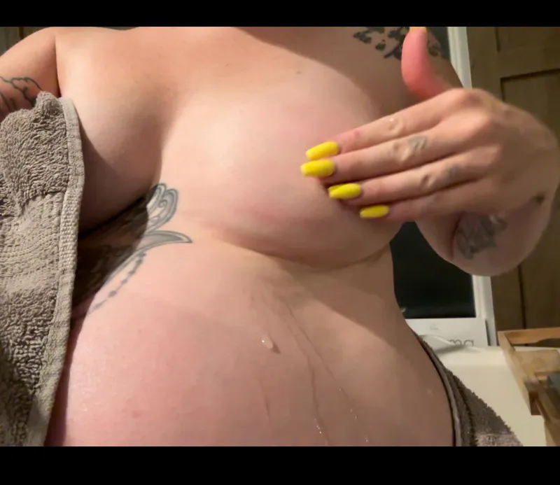Thumbnail Pregnancy Milestone: 31 Weeks In and Milk Production Begins
