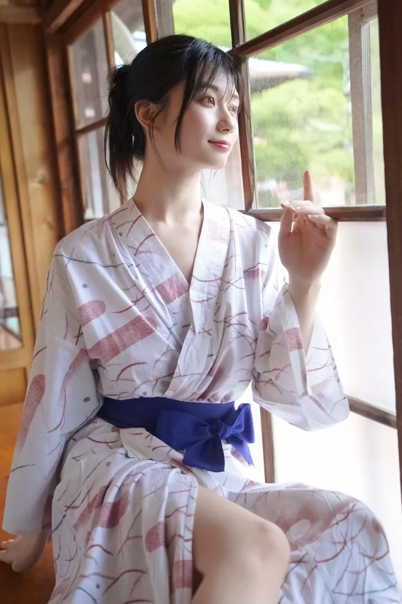 Thumbnail Kanna Seto - KanzeBend | Gravure Category