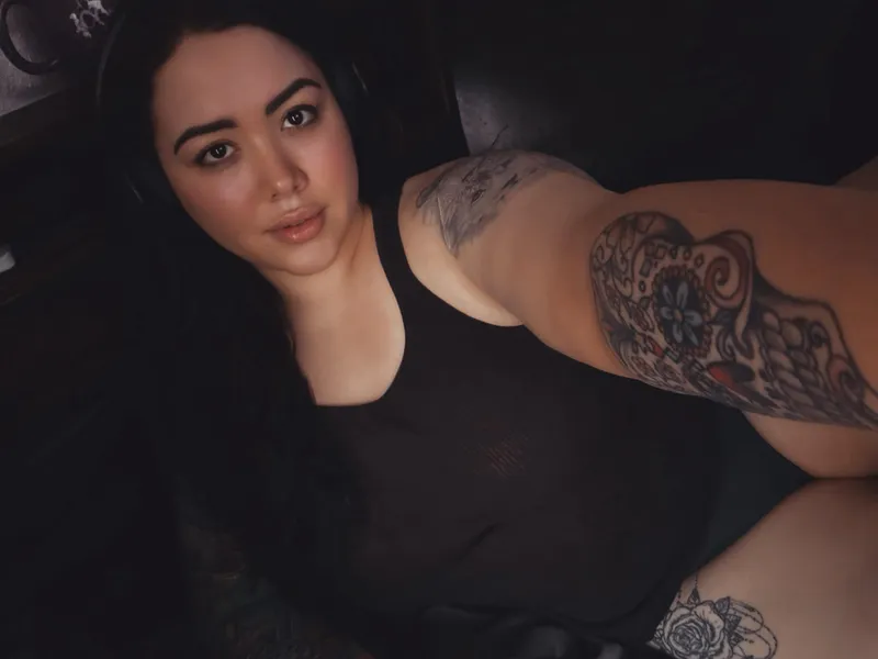 Thumbnail MixedRaceGirls Unite: Ashlyn_Tayler's Native American & White - MixedRaceGirls