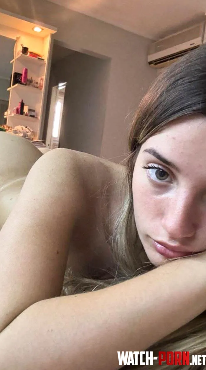 do guys older than me still enjoy simple nudes? 20F by Morepower333
