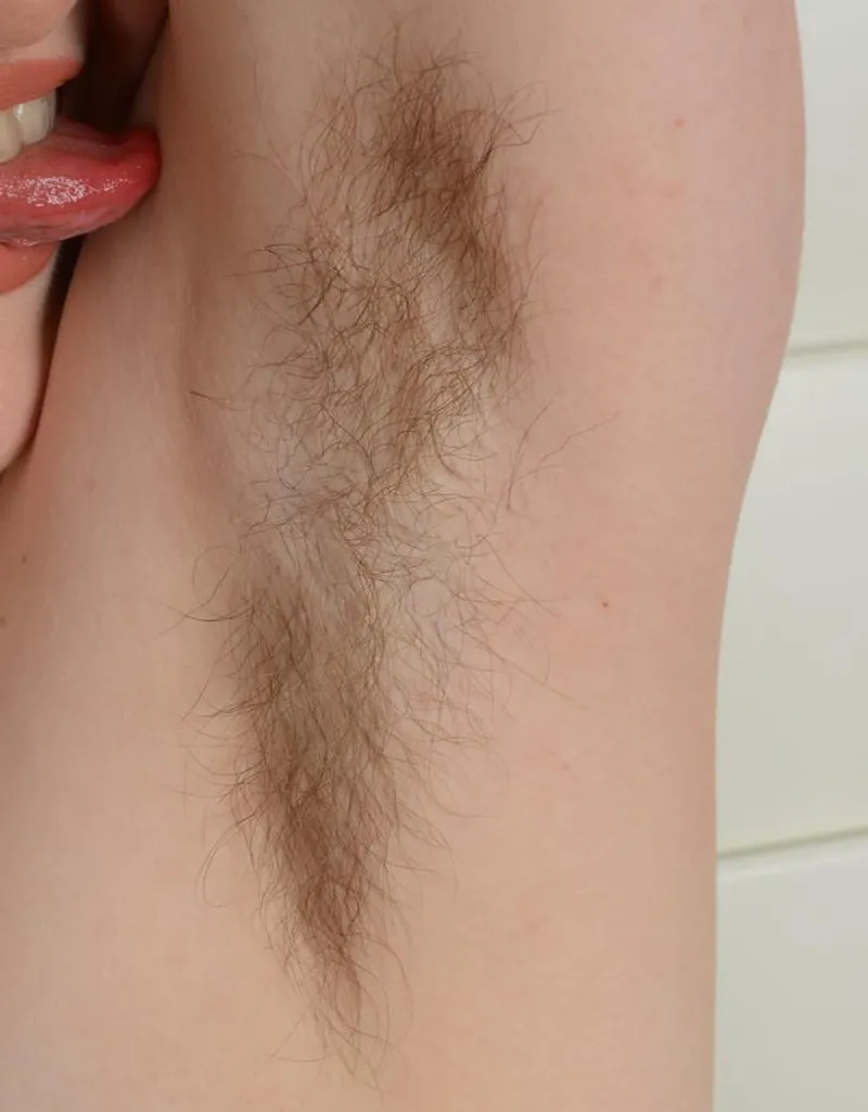 Thumbnail Counting the Hairs - HairyArmpits | rp-strange