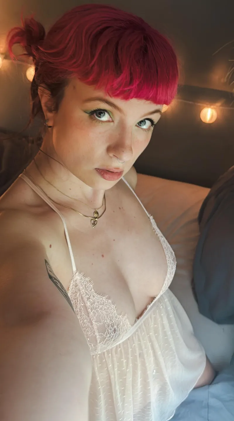 Thumbnail Sweet Emo Vibes by hashtagtwerkteam in the Emogirls Category