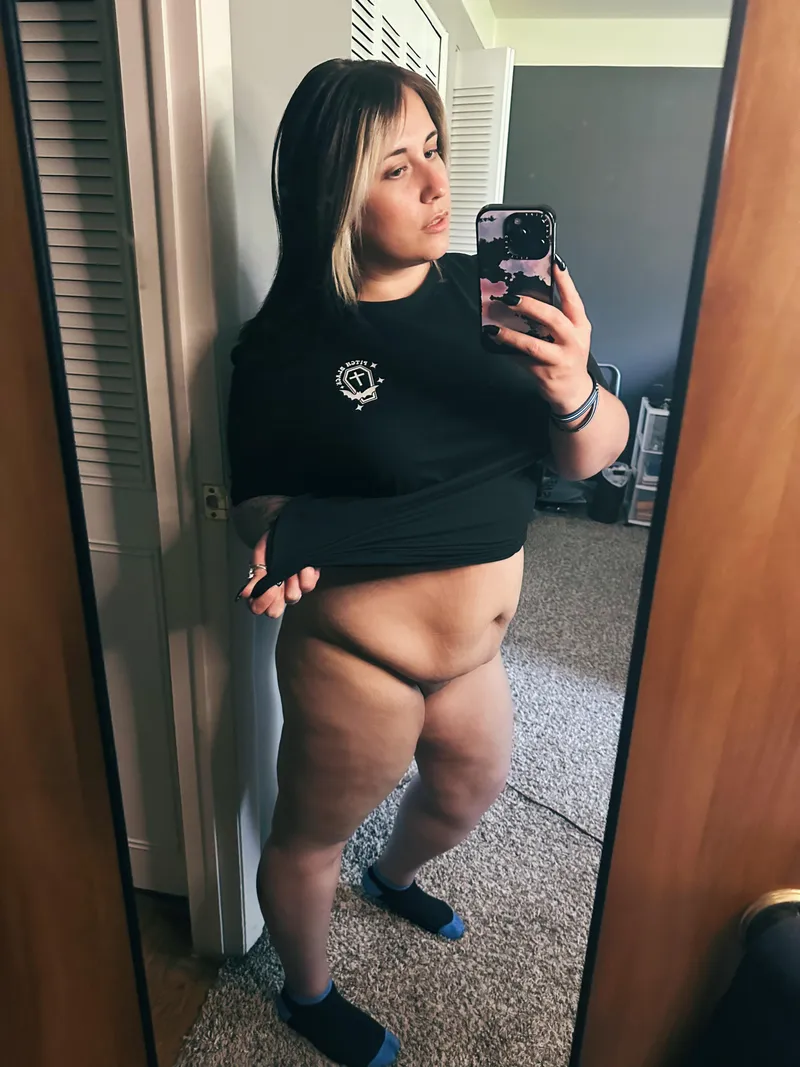Thumbnail Goth, Curvy, and Overthinking | the_morganrose